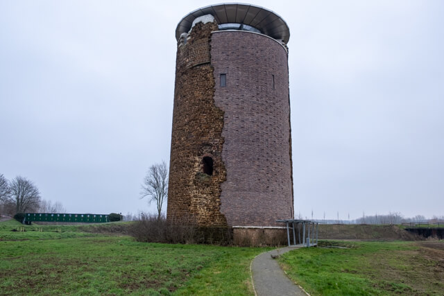 Demerbroeken
