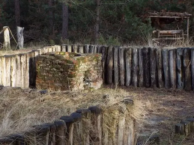 a reconstructed hiding camp Dennenlust