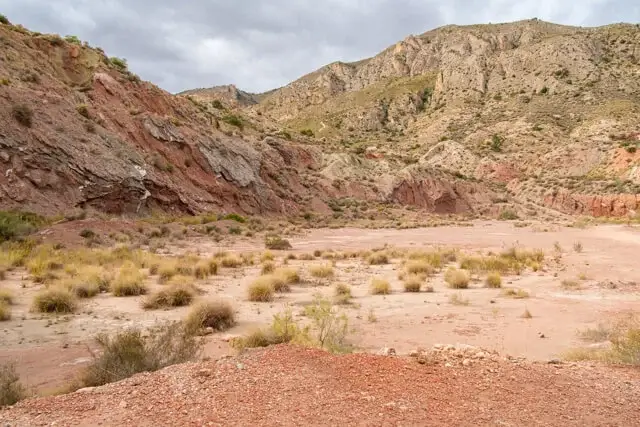 plain with red rocks