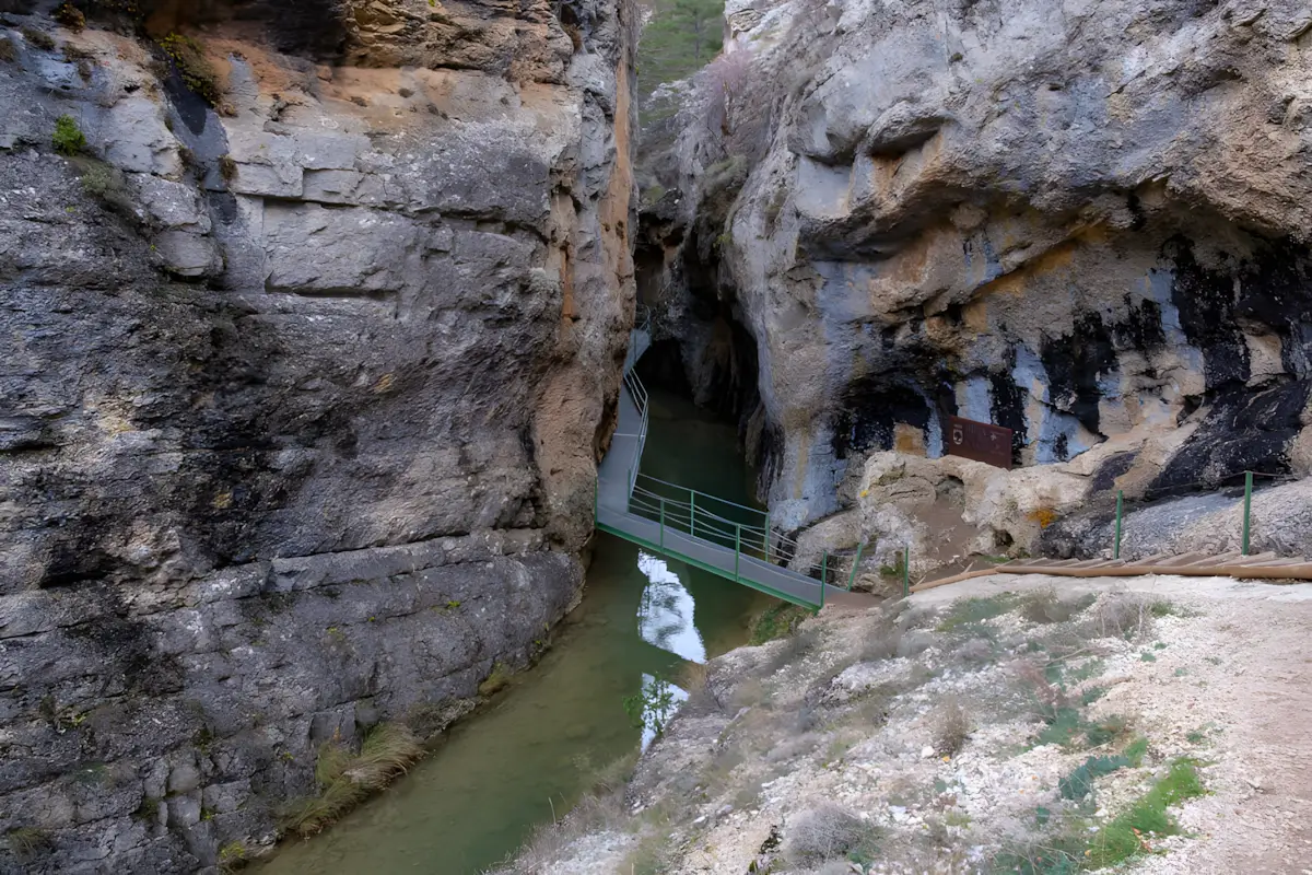 Puente de la Toba