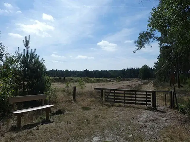 zitbank en klaphekje