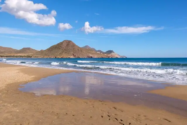 het strand van genoveses
