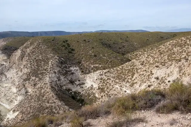 rachtig uitzicht op de heuvels van cabo de gata